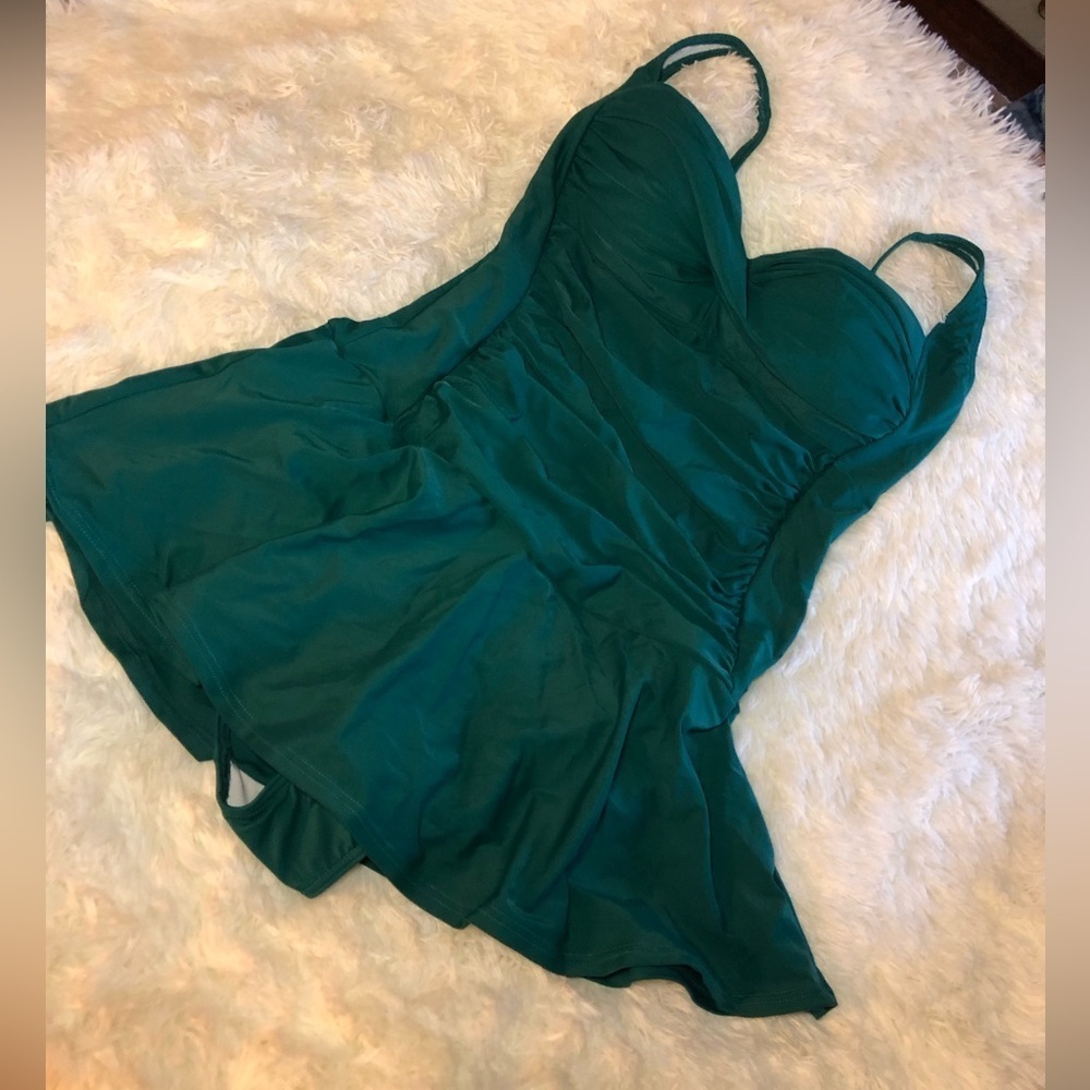 VENUS Dark Green One Piece Swimsuit - Picture 5 of 15